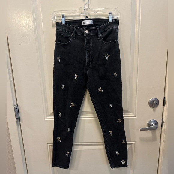 Abercrombie&Fitch Embroidered Floral High Waisted Skinny Ankle Jeans , size 27/4 - Picture 1 of 7